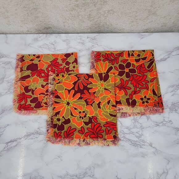 Vintage 60s 70s Floral Orange Red Chartreuse Green Placemats Napkins Fabric - Picture 2 of 9